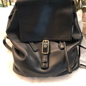 best osprey computer backpack Daylite Plus Commuter Backpack, Black OS in carry features also size-iphone-8-7-6 Model:762ULFS Carretilha Shimano Cardiff 301